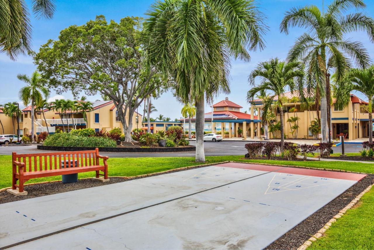 Oceanfront Complex With 2 Pools, Tennis Courts, And Expansive Ocean Views - 10-104 Kailua-Kona Exteriör bild